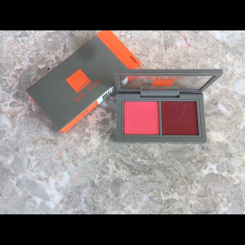 MAC Brook Shield Lip/cheek Palette